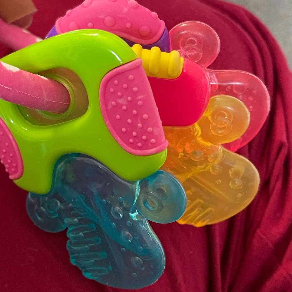 Nuby Teething Ring Keys Gel Freezer soothing cold